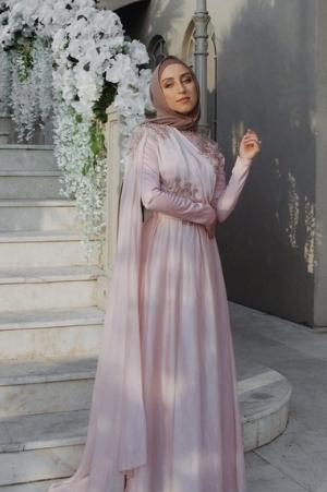 Jasmine Fares