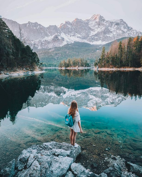 travel-influencers-in-canada