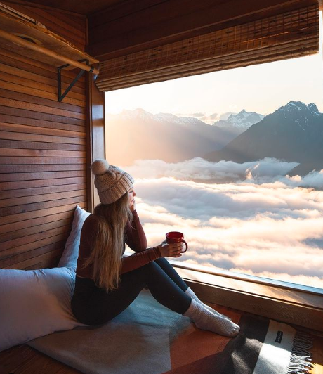 travel-influencers-in-canada
