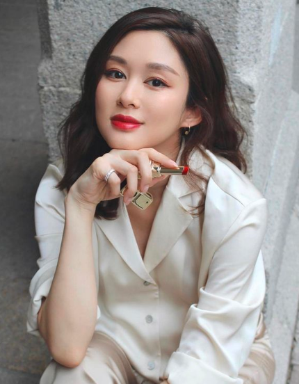 beauty-influencer-in-canada